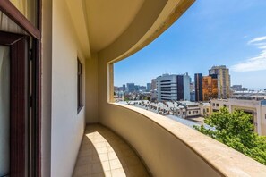 Suite Luxe, vue ville | Vue de la chambre