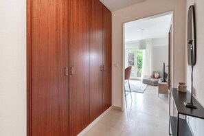 Interior - Studio 4* with balcony and parking in Bel Air (Luxembourg)