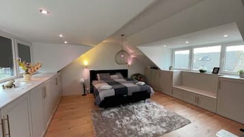 3 chambres, fer et planche à repasser, accès Internet, draps fournis