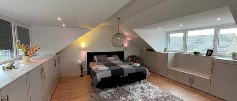 3 makuuhuonetta, silitysrauta/-lauta, internet, vuodevaatteet