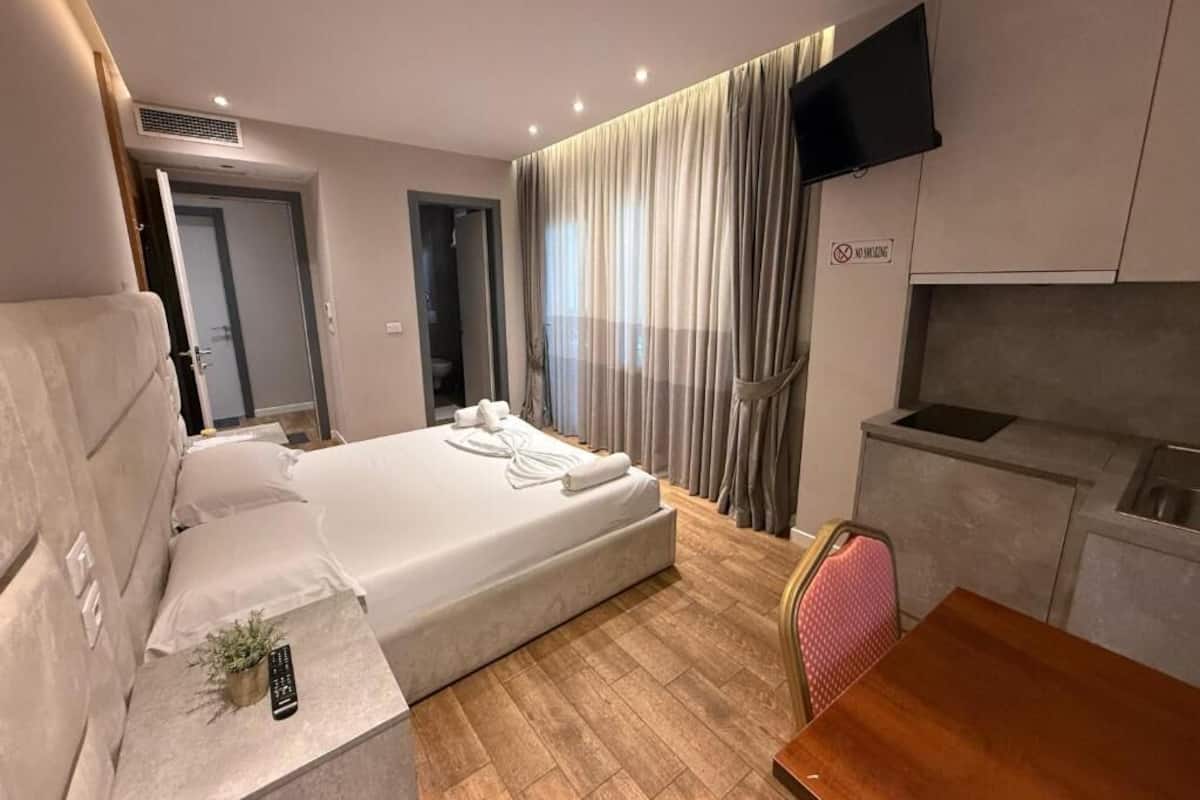 مكتب وواي فاي مجانًا