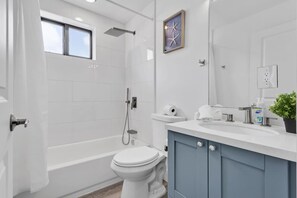 Hair dryer - °Wonderful 6ppl Apt 5 min walking Design District° (Miami)