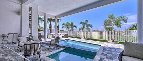 Piscine extérieure, piscine chauffée