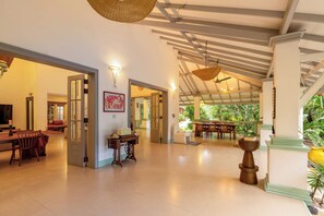 Unclassified image, 3 of 37, button - Hebron Gardens House  (Kandy)