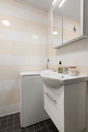 Haartrockner, Handtücher