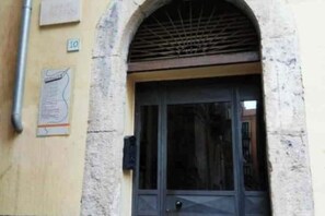 Exterior detail - 🏖️ Elegance and comfort in the heart of Salerno, 3 minutes from the sea (Salerno)