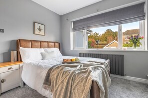 5 bedrooms, individually decorated, individually furnished, free WiFi - Newlands (Yelverton)