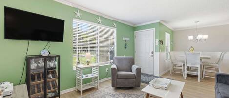 Condo, Multiple Beds, Kitchen, Garden View (The Nautical Clipper) | Living area