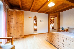 4 camere, Wi-Fi, lenzuola
