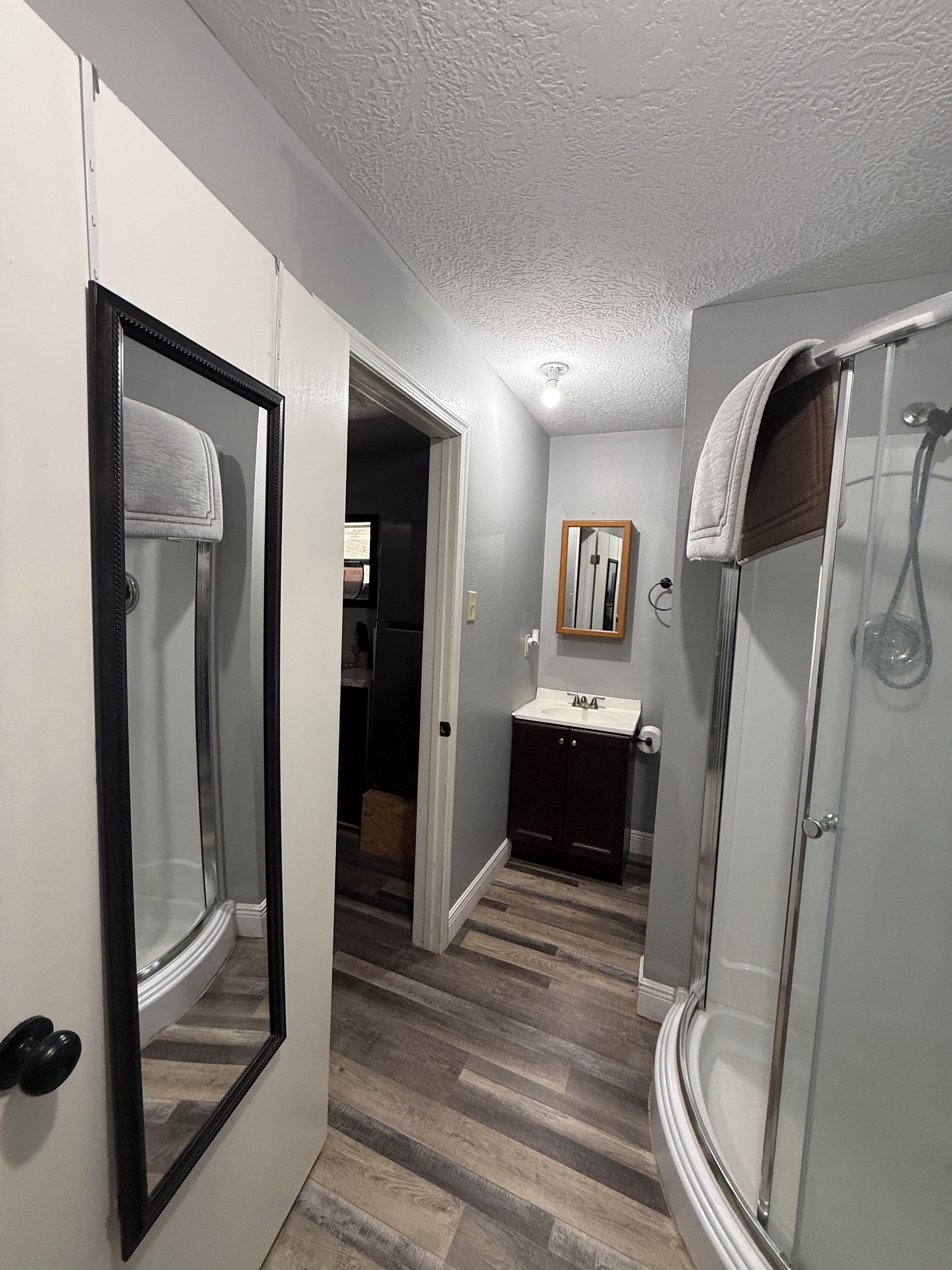 毛巾、肥皂、卫生纸