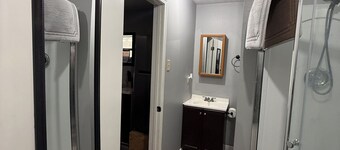 Cabin 1 - Cozy 1 Bedroom Cabin Near Cassels-Boykin