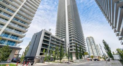 Chic Urban Condo in Heart of Burnaby