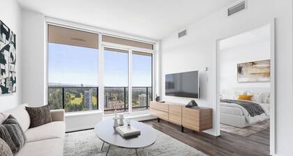 Chic Urban Condo in Heart of Burnaby