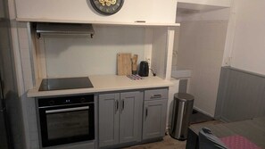 Four, plaque de cuisson