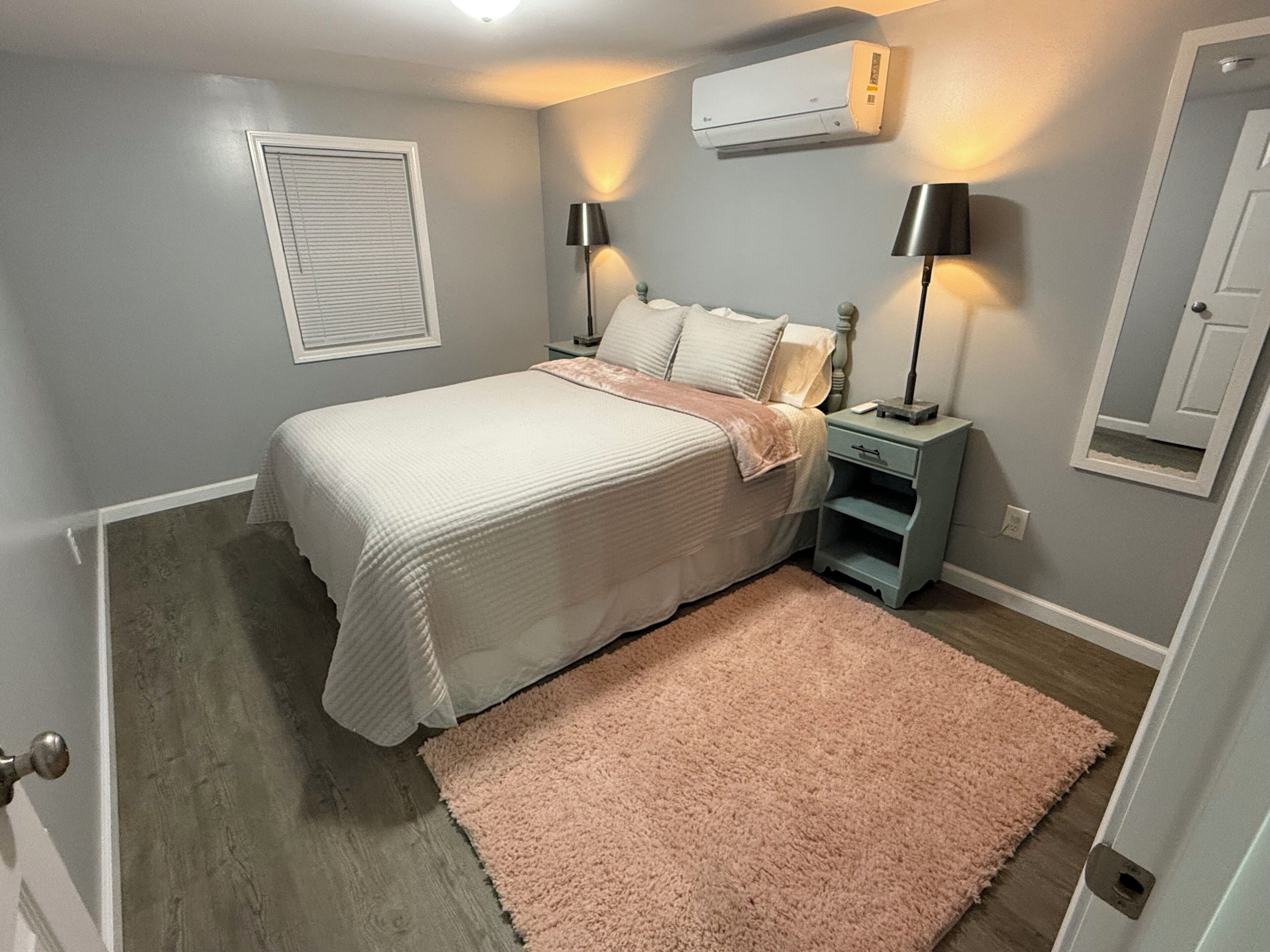 2 chambres, fer et planche à repasser, Wi-Fi, draps fournis