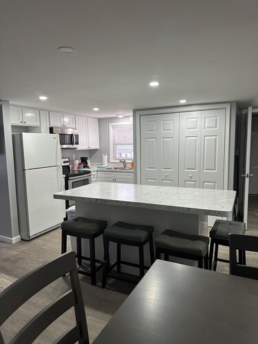 Pleasant 2-bedroom apartment with AC in Barbourville