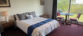 Schooner #241 @ Bel Arco on Bull Shoals Lake