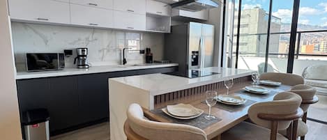 Suite – exclusive, byutsikt | Eget kjøkken