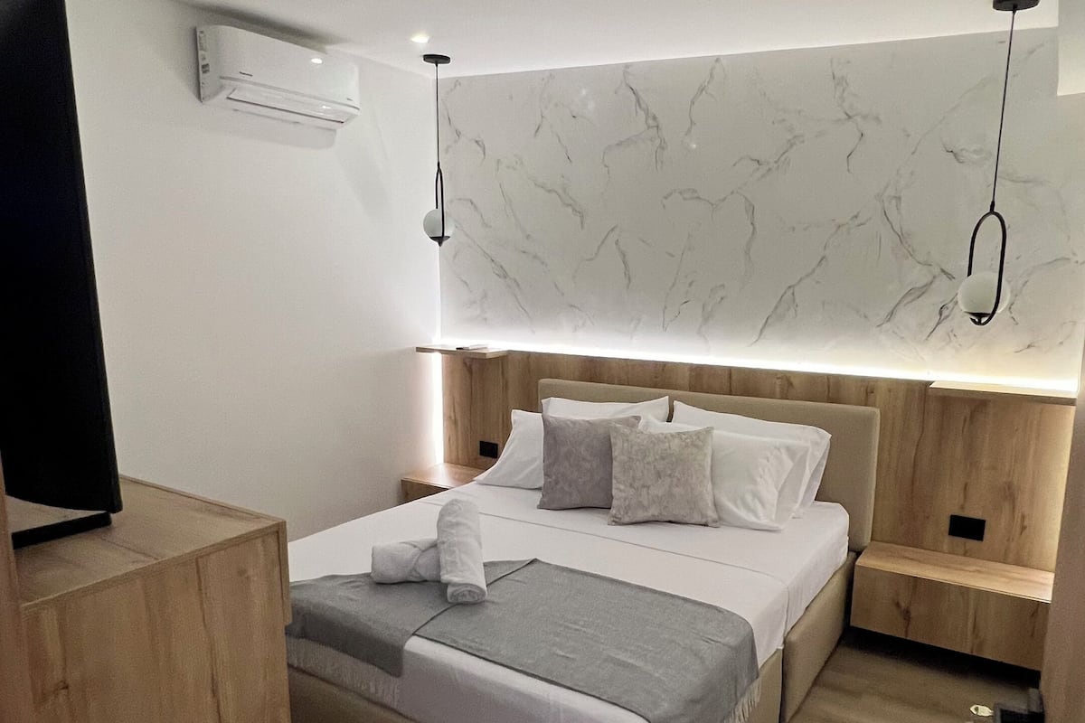 Exclusive Suite, City View | In-room safe, desk, laptop workspace, free WiFi