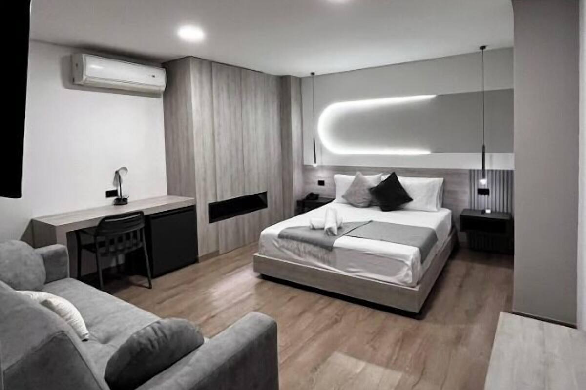 In-room safe, desk, laptop workspace, soundproofing