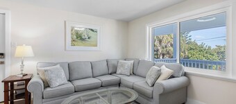 🏖️Incredible Location | Pet Friendly | Steps to Beach | Villa Bleu 2🏖️