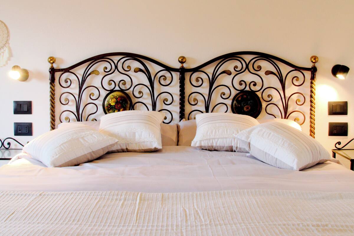 Habitación doble superior, vista al jardín | Wifi gratis