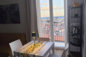Dining - 🌊 Exclusive sea view in the heart of Salerno (Salerno)