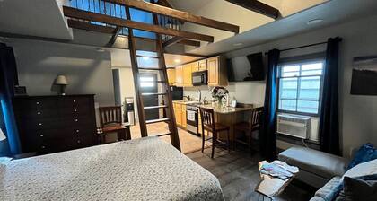 Extended Loft. Near AT, C&O, Harper`s Ferry