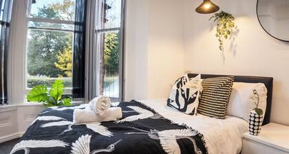 Chic & Cosy Studio | Stylish New Build in Birmingham