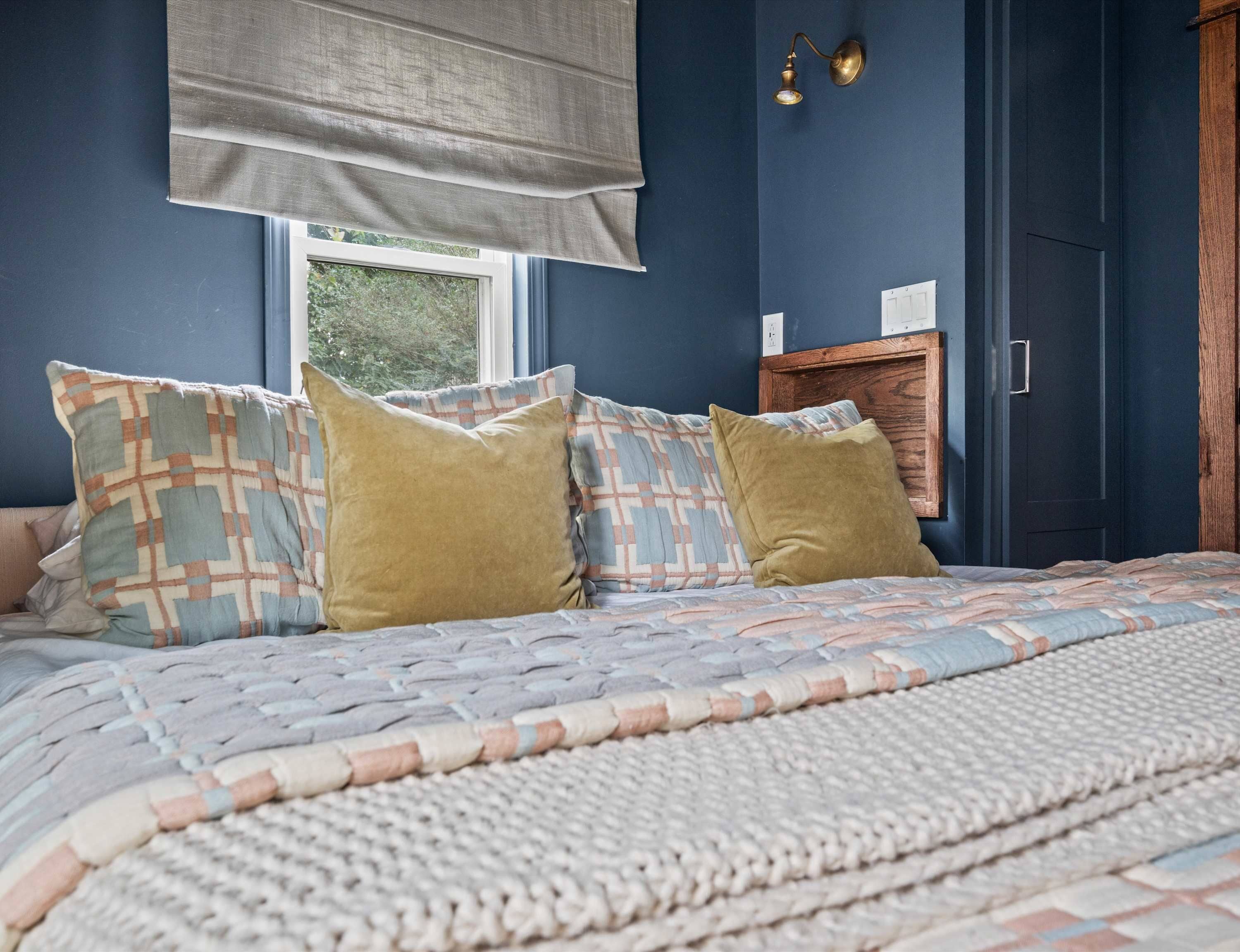 Hus, flere senger, terrasse, hageutsikt (The Franklin House) | 3 soverom, individuelt dekorert, individuelt innredet og skrivebord