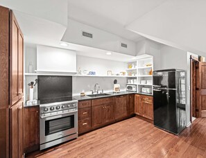 ハウス ベッド (複数台) パティオ ガーデンビュー (The Franklin House) | 専用キッチン