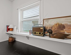 Interior - The Franklin House, Home for 6 (Franklin)