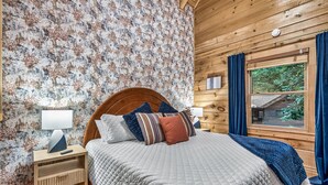 2 slaapkamers, een strijkplank/strijkijzer, reisbedje, gratis wifi