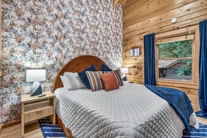 2 chambres, fer et planche à repasser, lit parapluie, Wi-Fi gratuit
