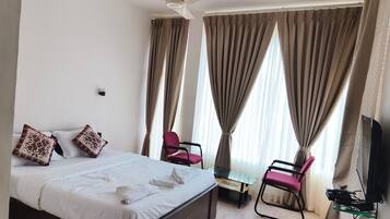 Deluxe Double Room, Hill View | Free WiFi