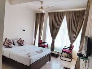 Phòng đôi Deluxe, quang cảnh đồi núi | Truy cập Internet không dây miễn phí 