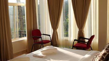 Deluxe Double Room, Hill View | Free WiFi