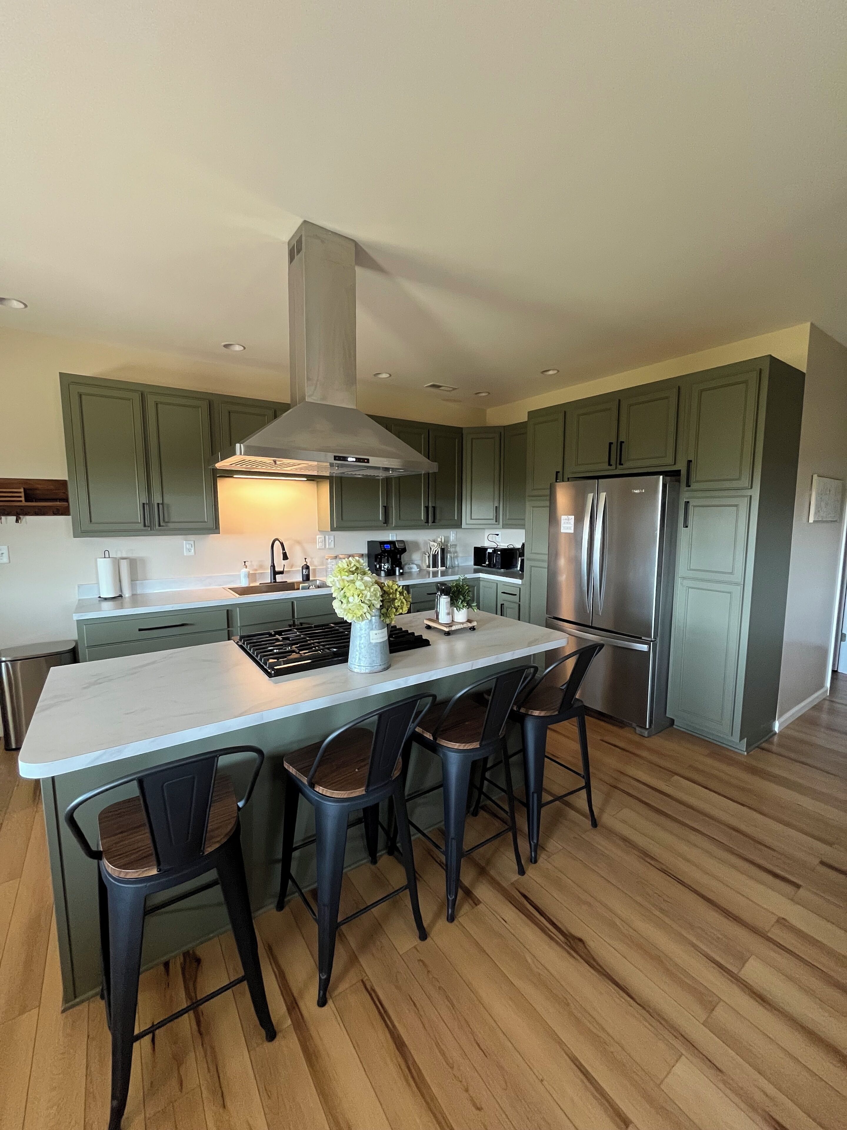 Microwave, oven, stovetop, dishwasher