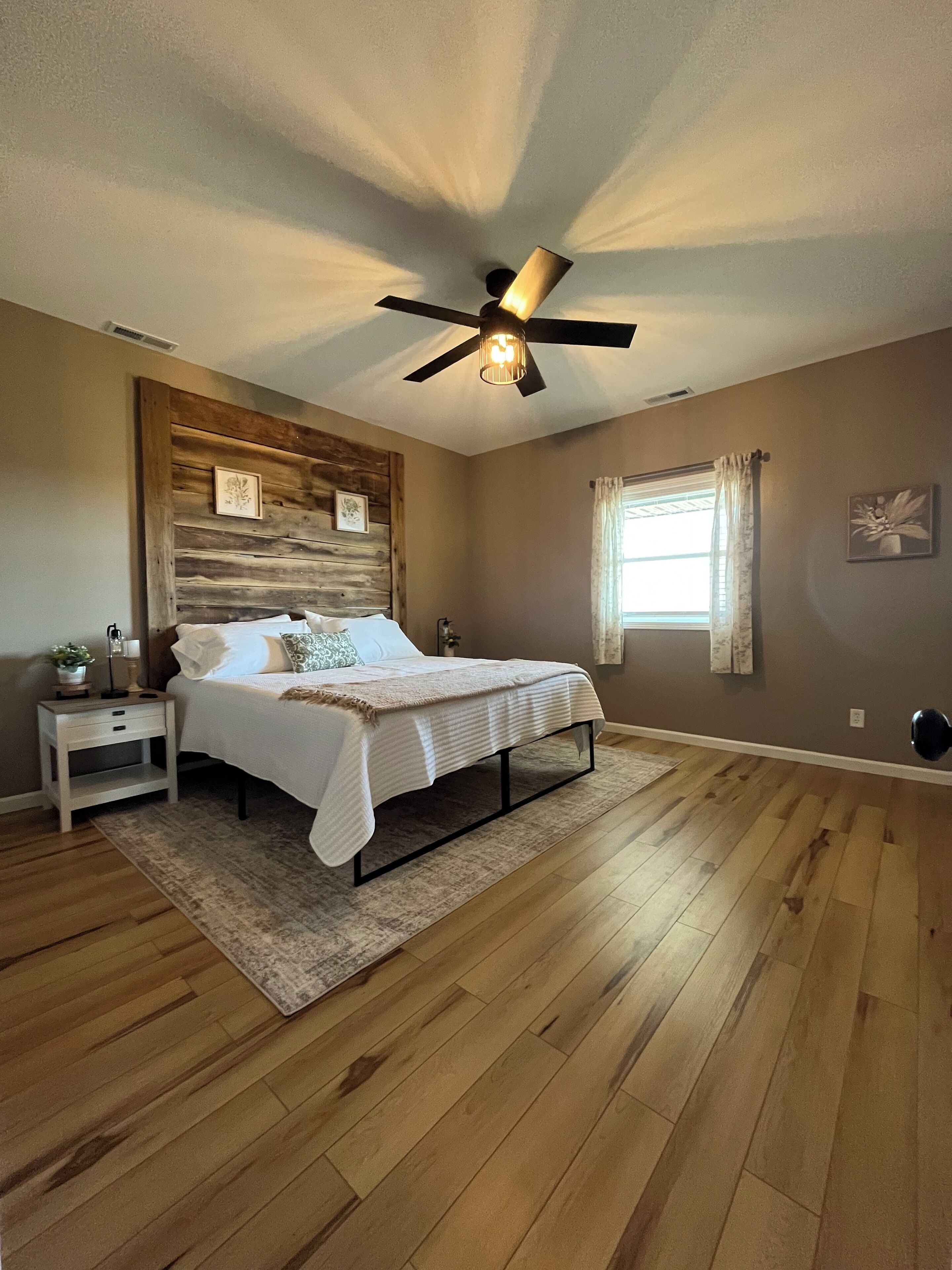 2 bedrooms, Internet, bed sheets