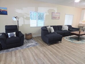 تلفزيون ذكي