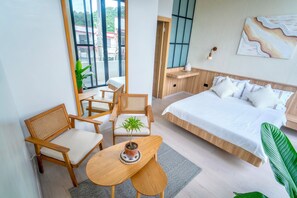 3 chambres, fer et planche à repasser, Wi-Fi, draps fournis