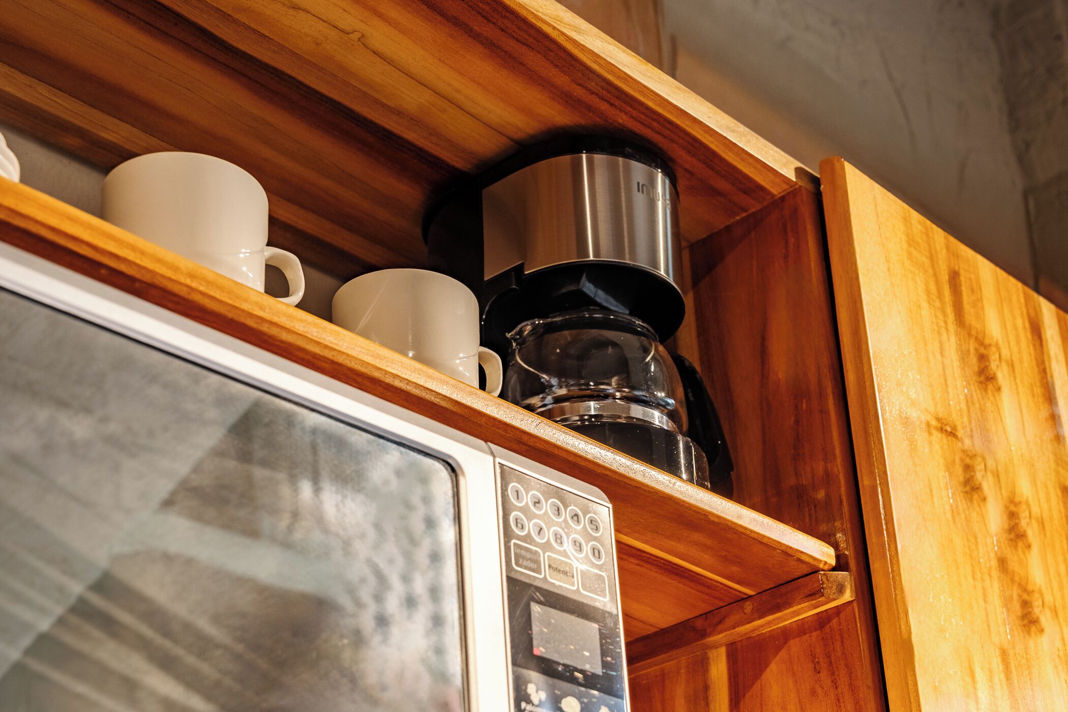 Blackout curtains, free WiFi