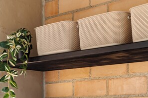 Verdunkelungsvorhänge, kostenloses WLAN