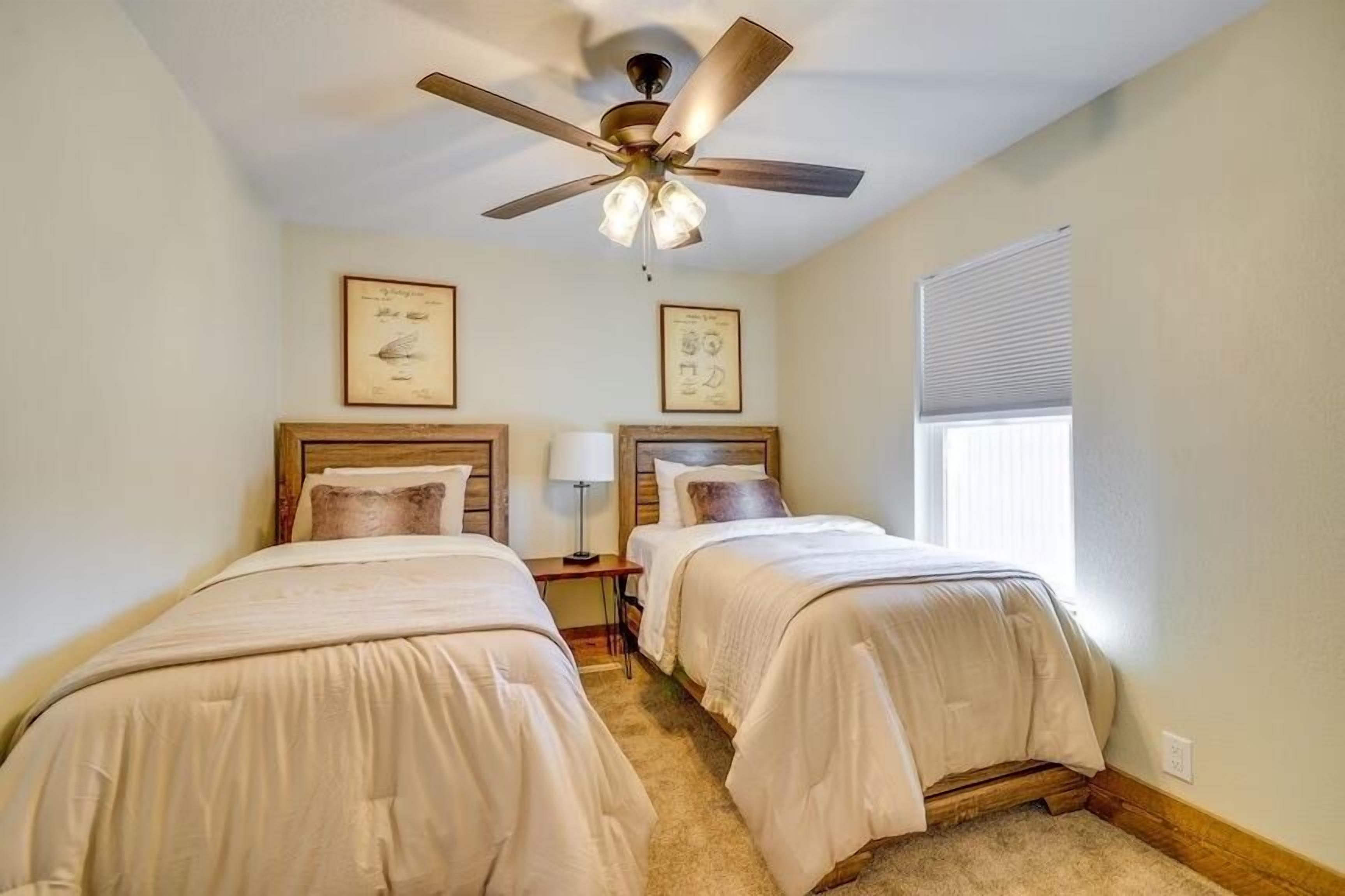 3 chambres, fer et planche à repasser, lit parapluie, Wi-Fi gratuit