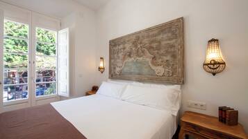 Sistema de insonorización, tabla de planchar con plancha y wifi gratis