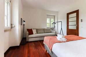 Apartment | Laptop workspace, free WiFi