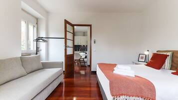 Apartment | Laptop workspace, free WiFi