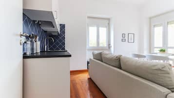 Apartment | Laptop workspace, free WiFi