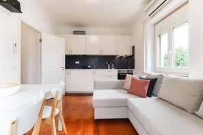 Apartment | Laptop workspace, free WiFi - Nine Horizons Belém (Lisbon)