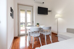 Apartment | Laptop workspace, free WiFi - Nine Horizons Belém (Lisbon)
